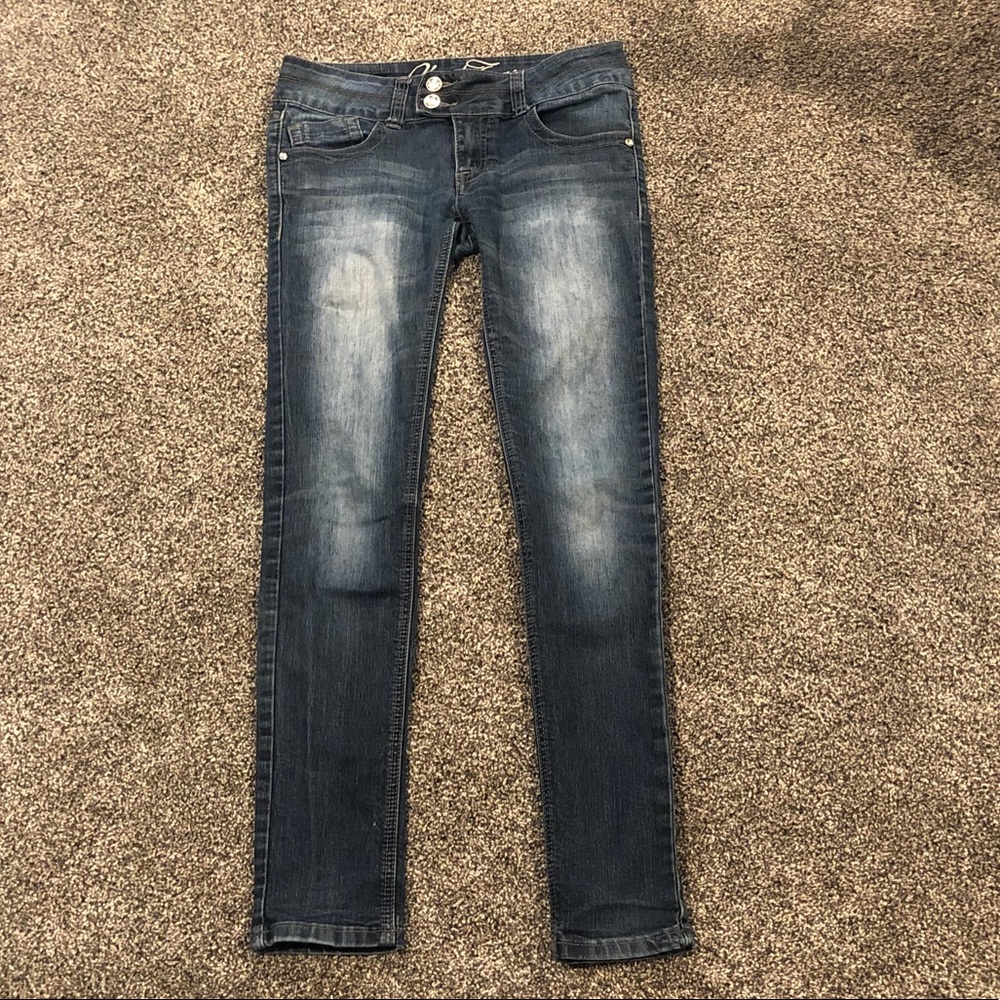 Size 5 junior -  faded blue jeans